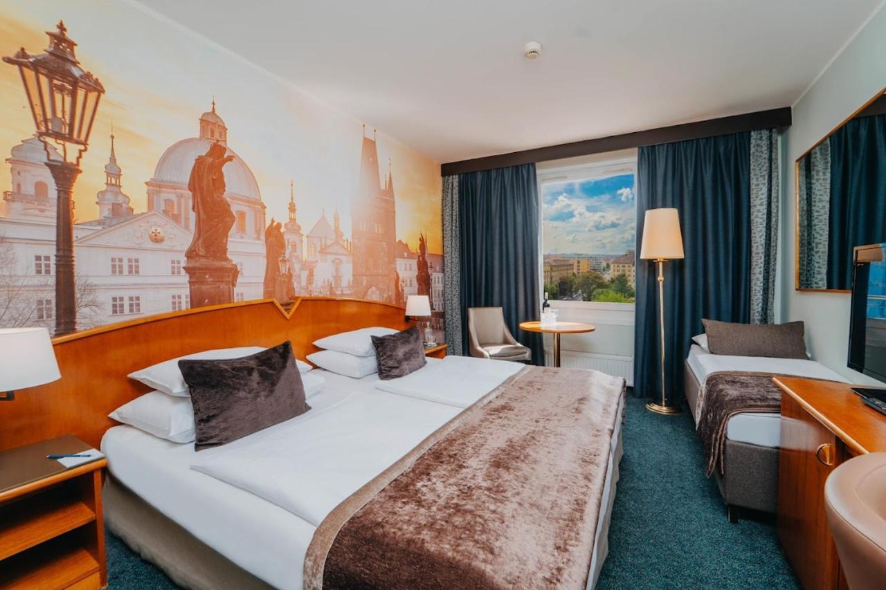 Plaza - Czech Leading 4* Прага