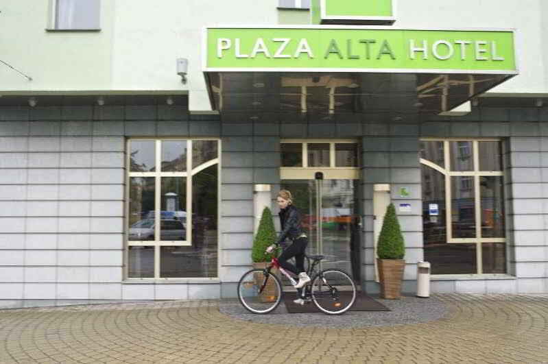 Plaza - Czech Leading 4* Прага